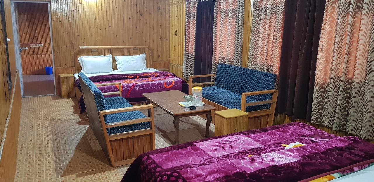 Kassal Heights Hotel Patnitop Eksteriør billede
